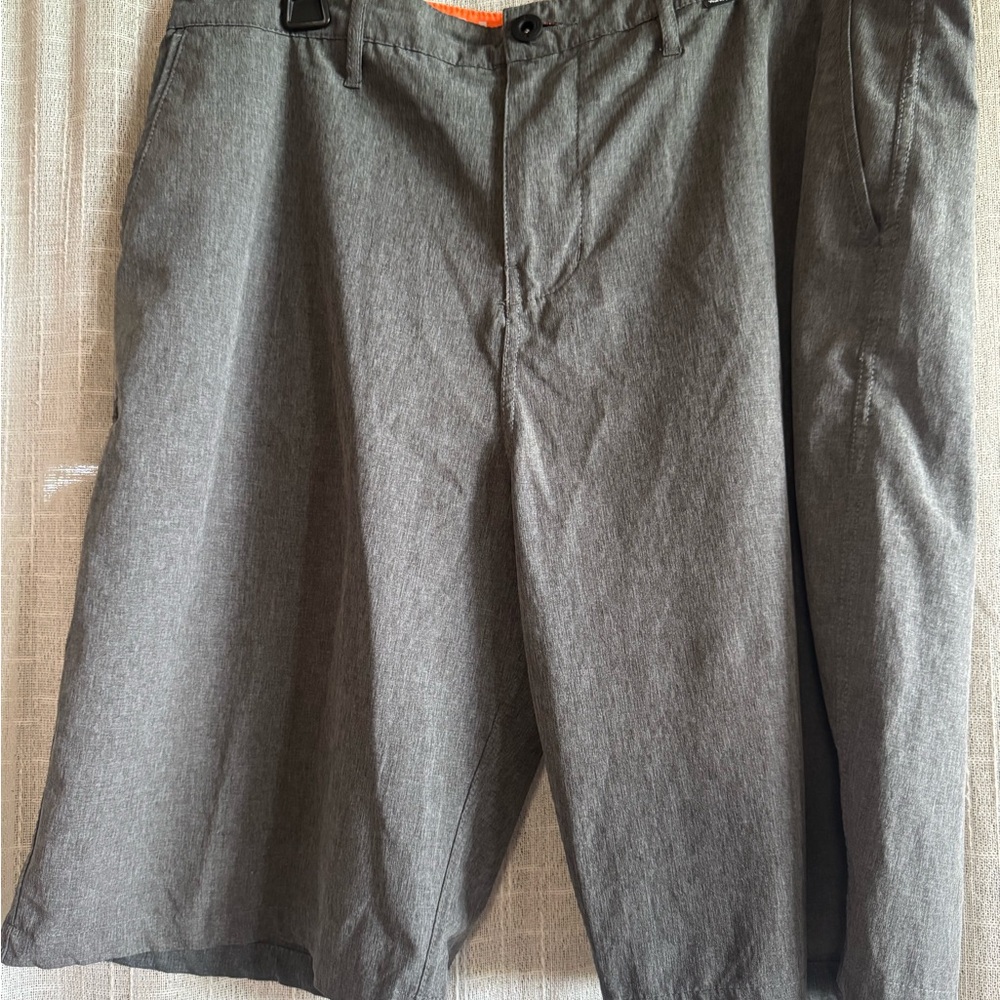 Hurley Men's Charcoal Gray Flat-Front Shorts